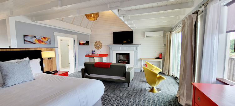 Jr.suite in hotel on the water