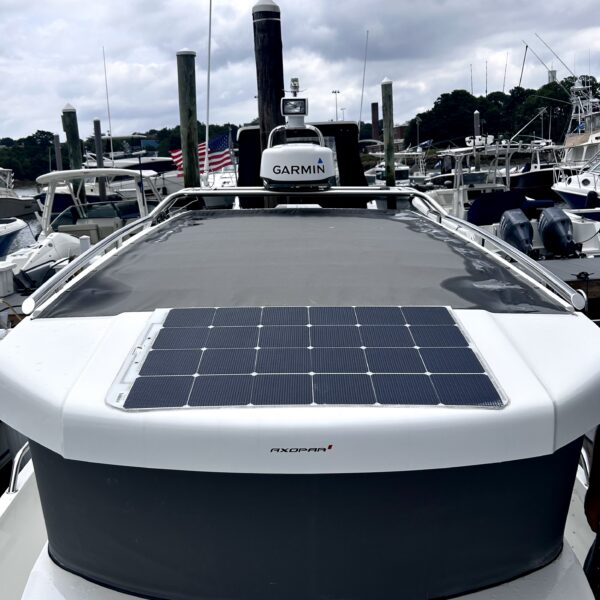 solar panel on roof of boat