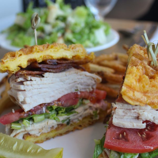 gluten free keto diet no carb chaffle sandwhich lunch